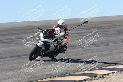 media/Oct-13-2025-Moto Forza (Mon) [[a66d839500]]/4-C Group/Session 2 (Bowl)/